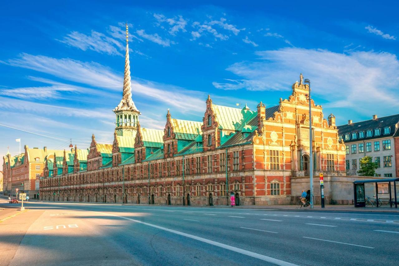 Large Apartment With Canal View In Central Cph City 코펜하겐 외부 사진